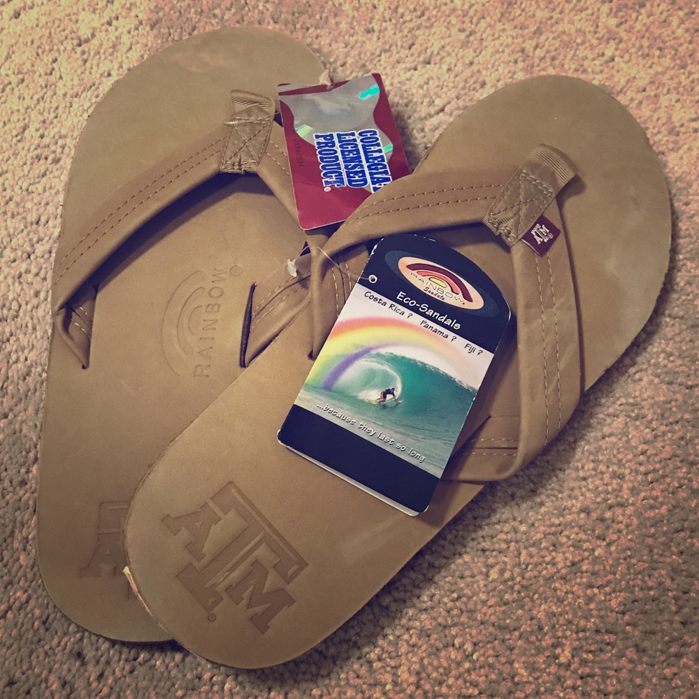 NWT Men’s Texas A&M Rainbow Sandals